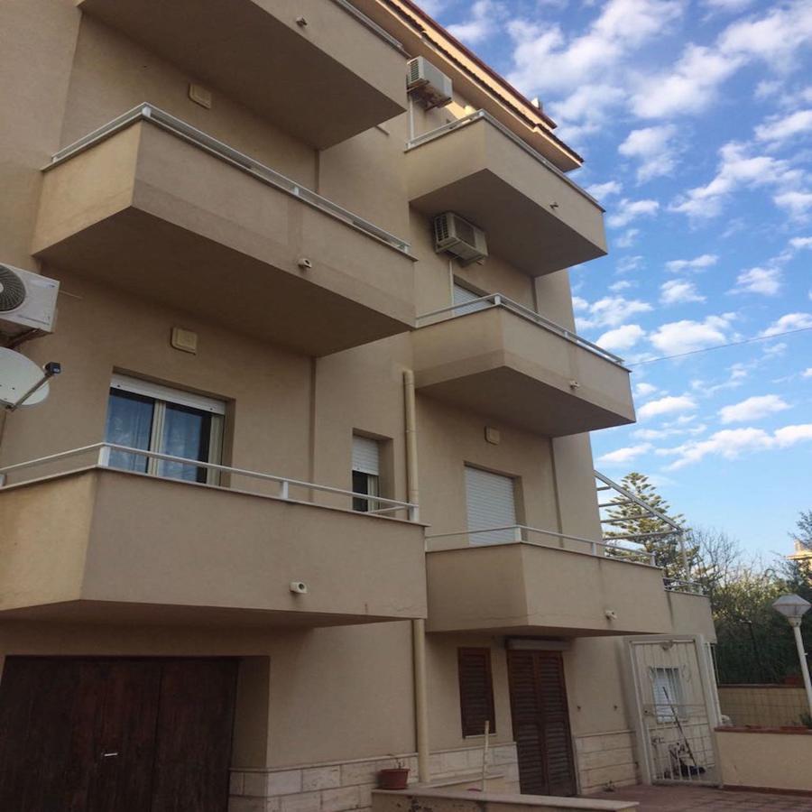 Le Notti Di Morfeo Bed & Breakfast San Leone Luaran gambar